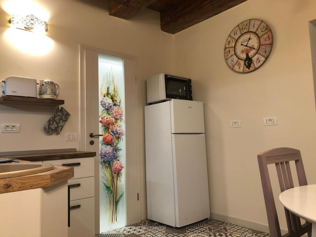 Seek And Hide - Little Julia'S Hideaway Brasov Exterior photo